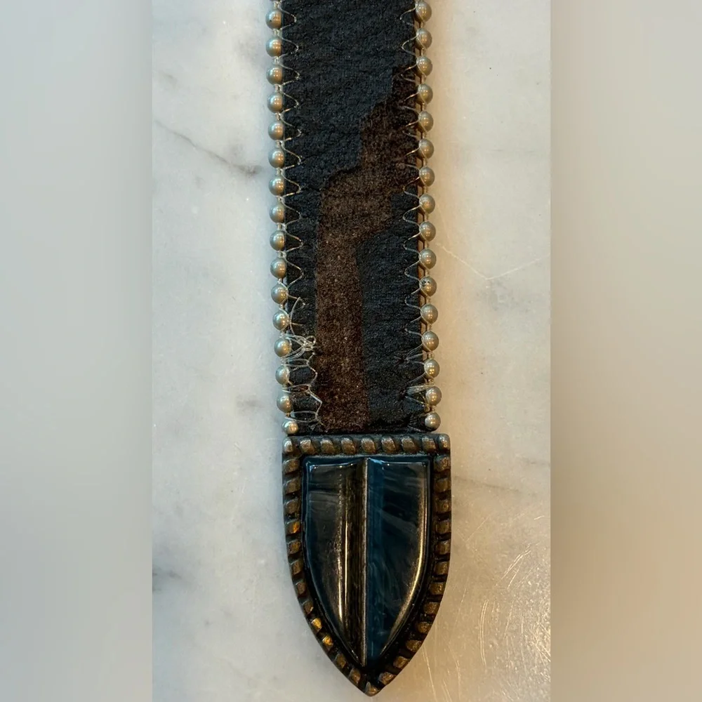 Jenny & the Boys VTG leather/fabric belt, carved stone buckle, silver bead,32-36